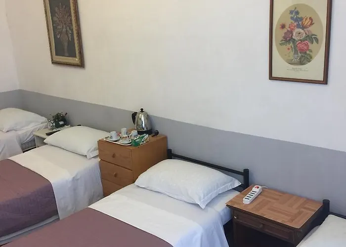 Wu Ruishen Pensión Roma