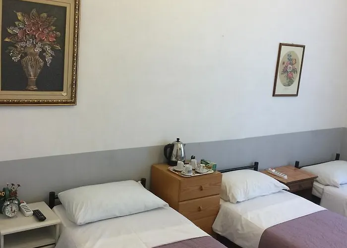 Pensión Wu Ruishen *